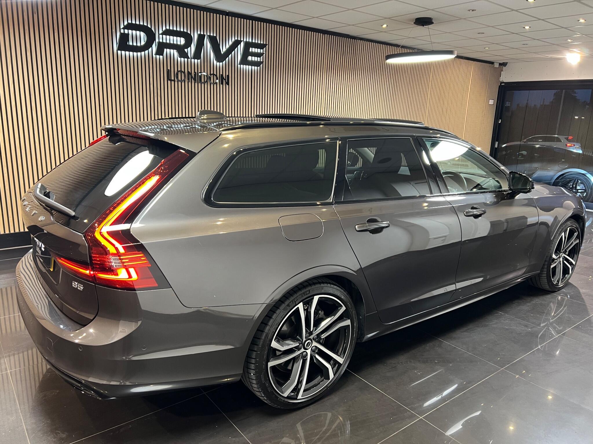 Volvo V90